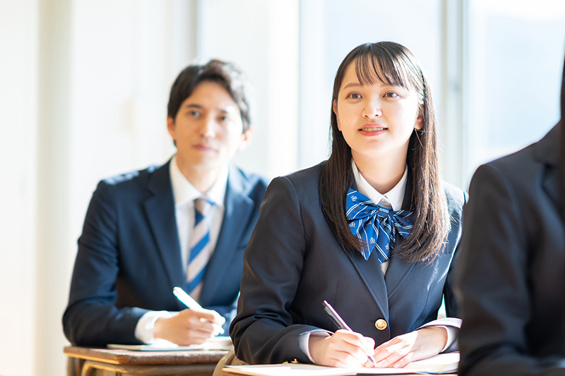 学校紹介動画の作り方を徹底解説！魅力的な動画作成のコツや実際の事例も併せて紹介