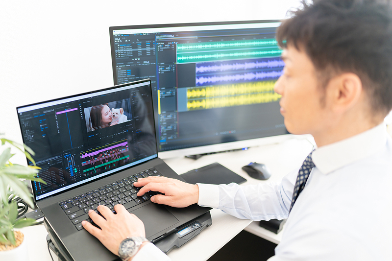 30秒CMは社内と外注どちらが良い?