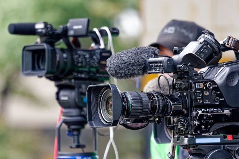 ブランドムービーの制作をプロに依頼するメリット